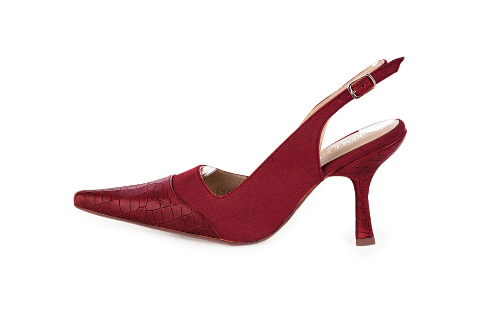 French elegance and refinement for these burgundy red dress slingback shoes, 
                available in many subtle leather and colour combinations. For fans of a quirky "Rock" style pointed toe.
To be personalized or not with your materials and colors.  
                Matching clutches for parties, ceremonies and weddings.   
                You can customize these shoes to perfectly match your tastes or needs, and have a unique model.  
                Choice of leathers, colours, knots and heels. 
                Wide range of materials and shades carefully chosen.  
                Rich collection of flat, low, mid and high heels.  
                Small and large shoe sizes - Florence KOOIJMAN